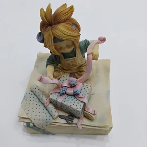 Demdaco Life Lessons Vintage Bow Tied Box Collectible Figurine With Original Box - Picture 1 of 9