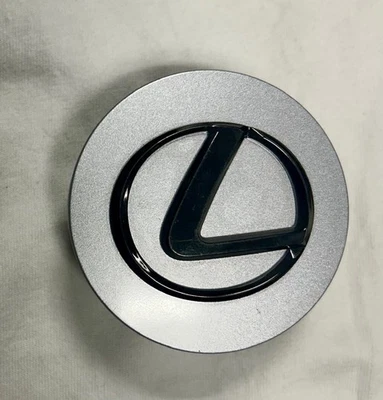 42603-24250 OEM LEXUS CENTER CAP BLACK PEARL GS300 GS400 GS430 SC300 SC400 LS430 - Image 1 of 2
