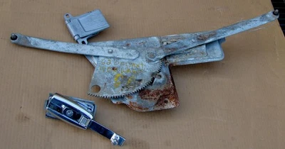 1960 - 1962 Plymouth Valiant  Lancer Station Wagon Tailgate Regulator & Handle - Image 1 of 4