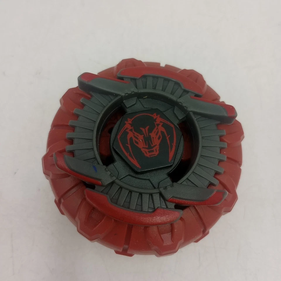Tomy Beyblade Beywheelz Rampage Stomper Bull 2012 橡胶 红色 黑色 — 第 1/4 张图片