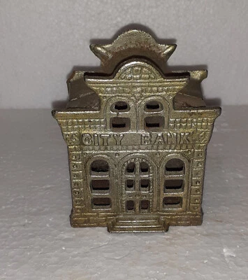 PETITE TIRELIRE ANCIENNE EN FONTE PROVENANCE ARDENNES FRANCE - Photo 1/4