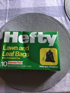 Vintage Hefty Lawn and leaf bags 10 pk. - Picture 1 of 3