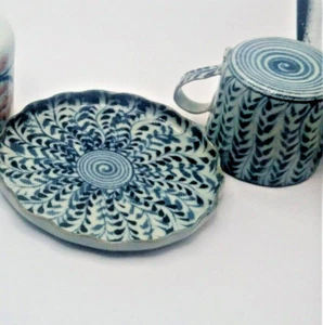 Taza de té y platillo/plato de postre Arita-yaki Japón vintage Demitasse - Imagen 1 de 9