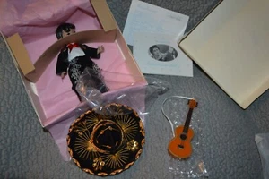 Madame Alexander 8" International Boy Puppe Mexiko mit Gitarre Sombrero in Box - Bild 1 von 14