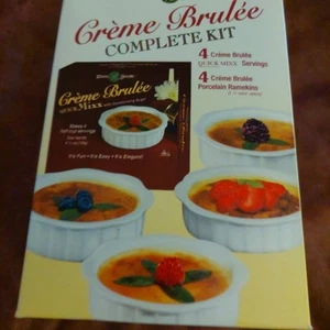 Set of 4 Dean Jacobs Creme Brulee Porcelain Ramekins 5 1/2 oz capacity - Picture 1 of 6