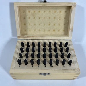 Tekton 36-teiliges Zahlen & Buchstaben Stempelset, 5/32" Stahllocher mit Aufbewahrungsbox - Bild 1 von 10