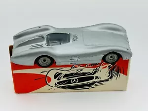 MARKLIN Western Germany #8011 MERCEDES FORMELRENNWAGEN Silver in BOX !!! - Picture 1 of 7