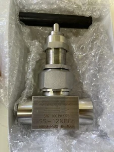 SWAGELOK SS-12NBF8 VALVE 1/2" 316 6000 PSIG SS-316 - Bild 1 von 5
