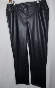 Pantalone Chico's slim ecopelle 5 tasche nuovo con etichette design nero burroso morbido! - Foto 1 di 30