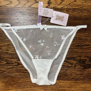 Savage X Fenty White Sheer Embroidered String Bikini Panty 2X - Picture 1 of 6