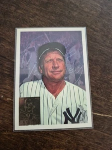 1996 Topps Mickey Mantle New York Yankees Commemorative - Picture 1 of 2