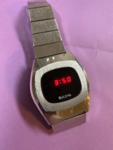 Orologio Vintage Bulova Computron LED Acciaio Inox N6 Cell 228 Baldwin 1976 - Foto 1 di 13