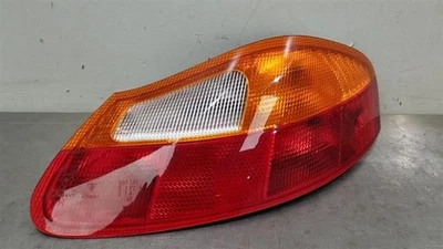 99 PORSCHE BOXSTER 986 TAIL LIGHT LAMP RIGHT PASSENGER 98663141403 - Image 1 of 4
