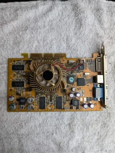 ASUS AGP V8420/TD/N/128M/A Vintage Video Graphics Card GeForce 4 TI 128MB - Afbeelding 1 van 3