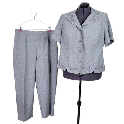 Traje Pantalón Sag Harbor Talla 20W Gris Rosa Perlas Bordadas Flores Cremallera Lateral Foto 1 de 4