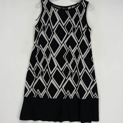 Vestido tejido RN Studio para mujer talla mediana sin mangas negro blanco estampado geométrico Foto 1 de 4