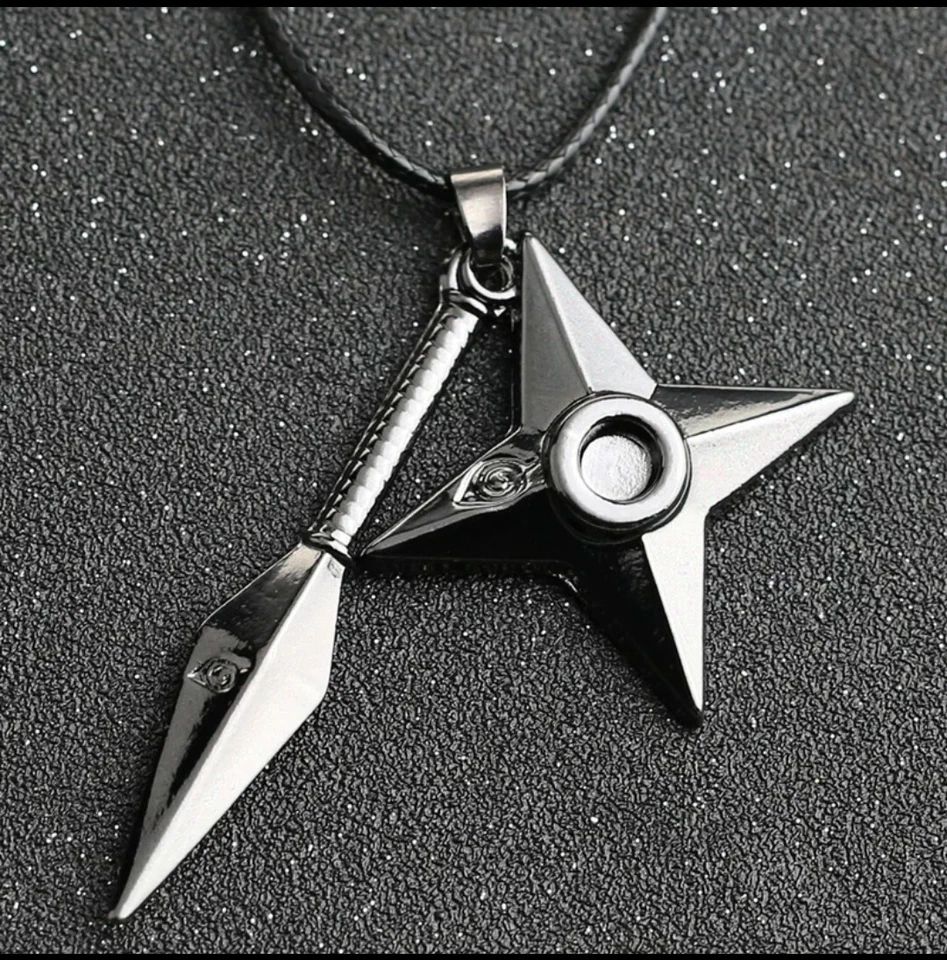 Naruto Shippuden Shuriken Kunai Konoha Sasuke Anime Manga Cosplay Kette Necklace - Bild 1 von 1