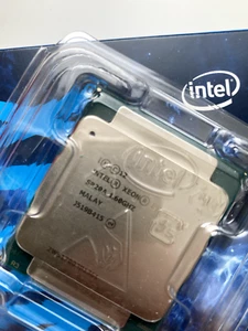 Intel Xeon Processor E5-2603 v3 (15M Cache, 1.60 GHz) - Picture 1 of 4