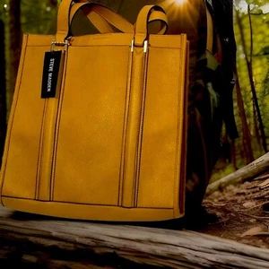 Steve Madden Bparker Golden Messenger Bag Neu mit Etikett - Bild 1 von 3