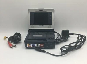 Sony PAL Portable Digital MiniDV Walkman - Video Transfer (GV-D1000E) - Picture 1 of 3