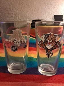 Set Of 2 NHL Florida Panthers/ Coors Light Beer Glasses - Picture 1 of 3
