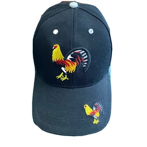 Cappello Berretto da Palla Nero Embordato Gallo Pollo Pollo Taglie Regolabili - Foto 1 di 7