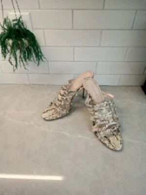 Sandalia Elie Tahari Mujer Talla 9/40 Tacones Estampado Serpiente Tirantes Puntera Abierta Cuero Foto 1 de 4