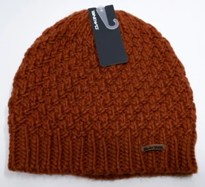 Dakine Zoe Hat Knit Beanie Women's Red Earth - Picture 1 of 2