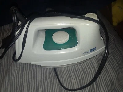 Salton Power Steam SR 200 1100w Iron - Image 1 of 4