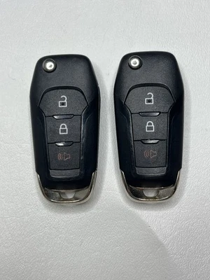 Lot Of 2 OEM 23-25 FORD F-SERIES FLIP KEY REMOTE FOB PC3T-15K601-HA N5F-A08TBLP - Image 1 of 4