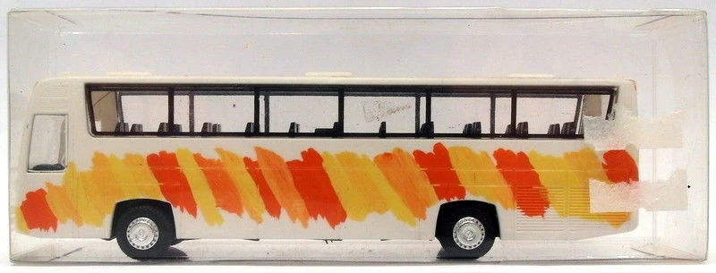 Praliné calibre HO escala 1/87 PR652 - Renault FR1 Coach - blanco Foto 1 de 3