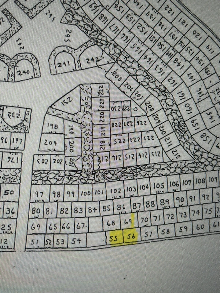 Parcelas de cementerio Hillside en sección Shady Lawn - Roslyn PA Foto 1 de 1