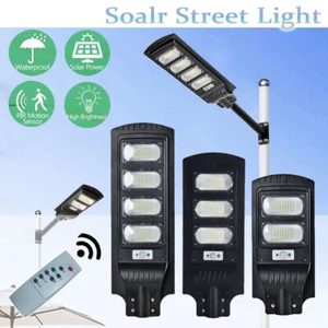 Solar Street Light Dusk to Dawn 300W/450W/600W Cool White Outdoor LED - Picture 1 of 15