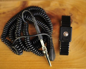 Desco 9030M Grounding Spiedel Wristband w/ Cord Clip ESD Electrostatic Safety - Picture 1 of 6