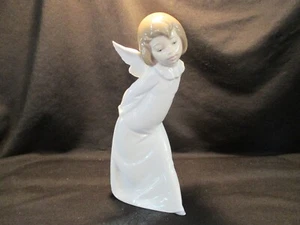Lladro Curious Angel 4960 Glossy Figurine Boxed - Bild 1 von 8
