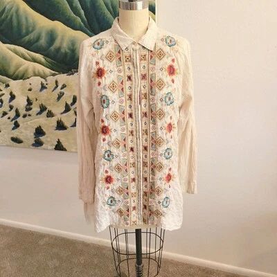 JOHNNY WAS 3J Workshop Top Pequeño Bordado Manga Larga  Foto 1 de 4