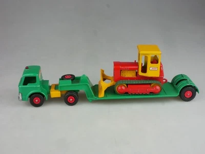 Caricatore basso e bulldozer K-17A - 81454 Matchbox King Size Lesney - Immagine 1 di 4