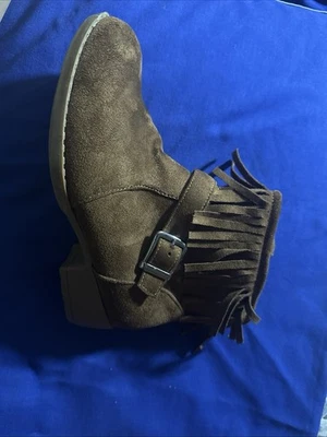 Lucky Top 棕色女靴 3 码 — 第 1/4 张图片