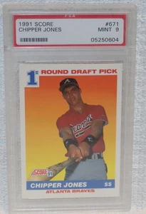 1991 Score Rookie Chipper Jones #671 PSA Como Nuevo 9 Atlanta Braves Primera Ronda Draft - Imagen 1 de 2