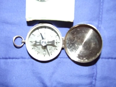 BRÚJULA DE METAL PULIDO DE VIDRIO IRROMPIBLE VINTAGE MUY RARA EN CAJA Foto 1 de 4