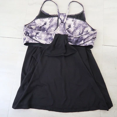 Sujetador deportivo incorporado Fabletics Norwalk mediano para mujer pintura con pincel negro Foto 1 de 4