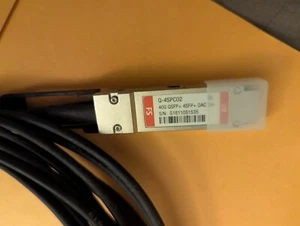 FS Q-4SPC02 40G QSFP+ 4SFP+ DAC 2m - Picture 1 of 3