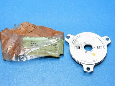 NOS GM 1963 Pontiac Tempest LeMans Horn Button Switch with Custom Steering Wheel - Image 1 of 4