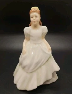 Royal Doulton Kerry Figurine HN 3036 By Adrian Hughes 1985 Vintage Bone China - Picture 1 of 7
