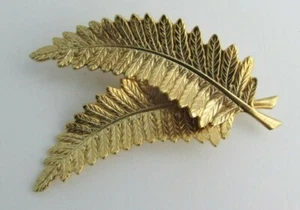 NEW Autumn Fall Pin Gold Tone Leaves - Picture 1 of 5