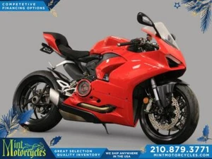2020 Ducati PANIGALE V2 - Picture 1 of 26