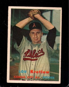 1957 TOPPS #139 LOU KRETLOW GOOD+ ATHLETICS *X103091