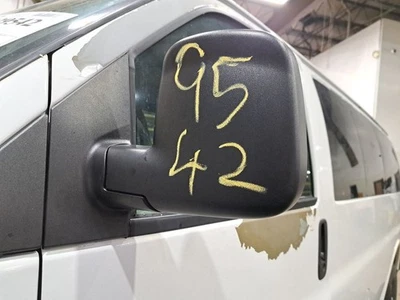 Espejo de puerta lateral del conductor LH Express35 Sku #4296700 2011 Foto 1 de 4