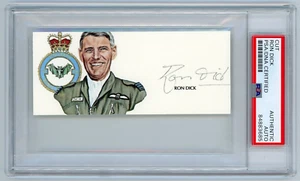 Ron Dick signierter Schnitt (PSA) Royal Air Force Bomber Squadron Veteran Falklandkrieg - Bild 1 von 2