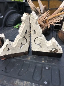 pretty pair c1880 victorian gingerbread porch OR eave corbel brackets 15”/11”/4” - Picture 1 of 12